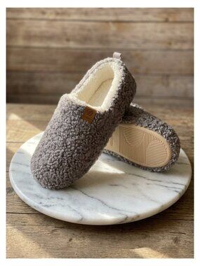 Women's Curly Faux Fur Memory Foam Slippers Cozy Winter House Shoes